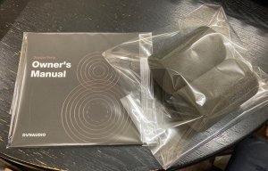 バスレフポートに居れる調整用ウレタンスポンジ付属