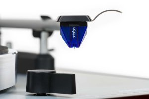 Ortofon 2M Blue カートリッジ付属