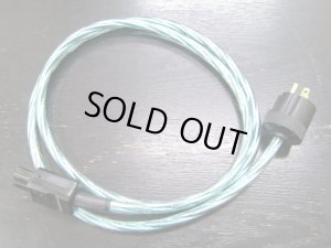 付属の純正電源ケーブル