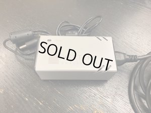 別体の電源ユニット