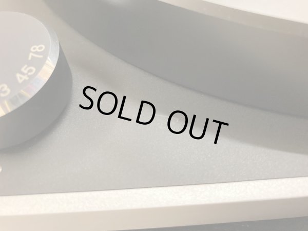 トップパネルに僅かな擦れ