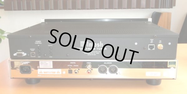 出力はＲＣＡとＸＬＲバランスの他、デジタル端子（同軸＆光）も装備